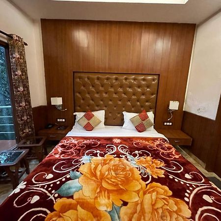 Aura Stays By Mm Hotel Mussoorie Exteriér fotografie